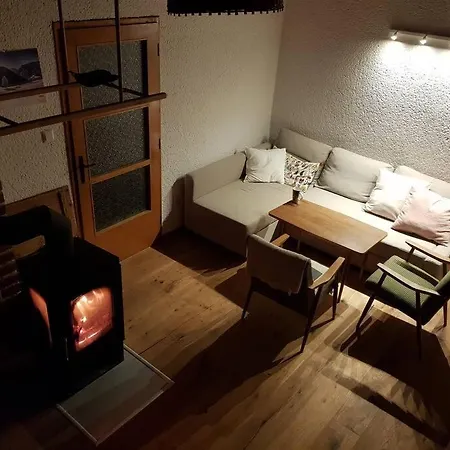 Cosy Countryside With Indoor Fireplace *