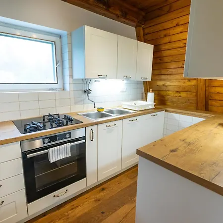 Cosy Countryside With Indoor Fireplace *